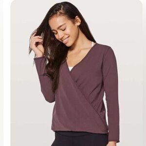 Lululemon Full Freedom Wrap Top LS sz 2 black cherry